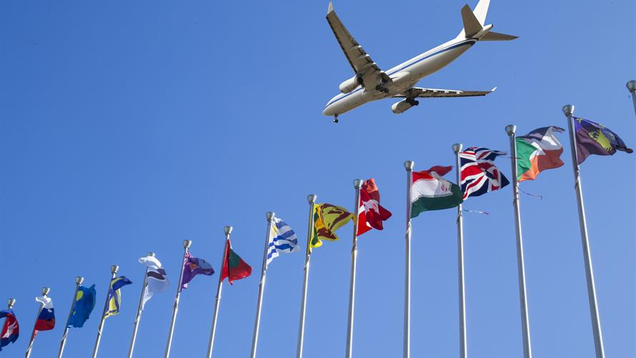 Last-Minute Travel: Is Booking Late Actually Better in 2026?